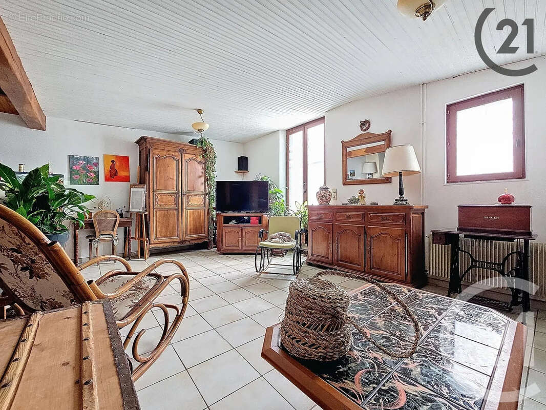 Maison à ROMILLY-SUR-SEINE