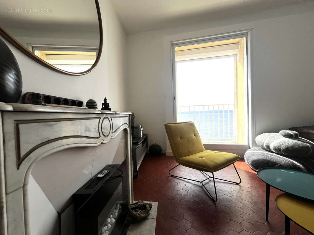 Appartement à MARSEILLE-7E