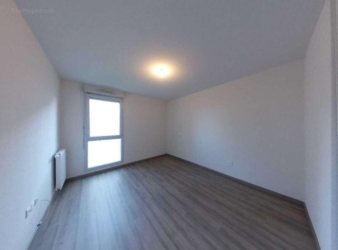   - Appartement à TOULOUSE