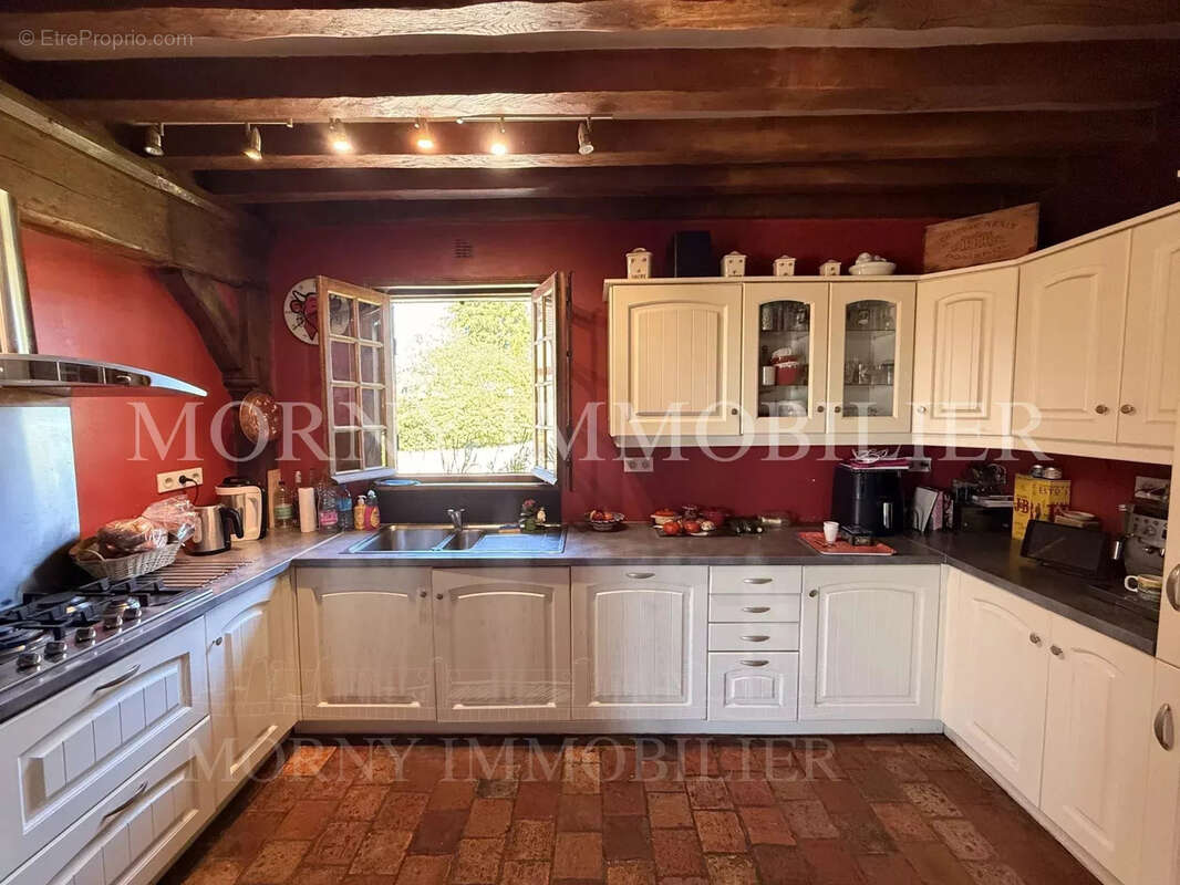 Maison à PONT-L&#039;EVEQUE