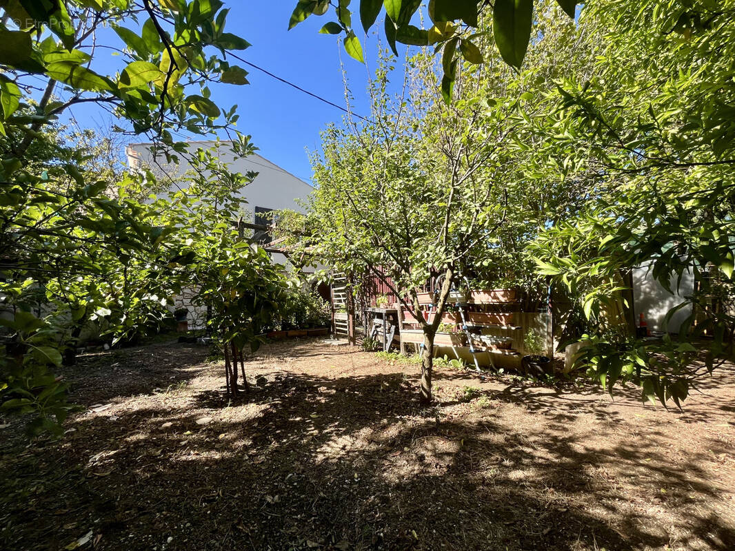 Maison à SIX-FOURS-LES-PLAGES