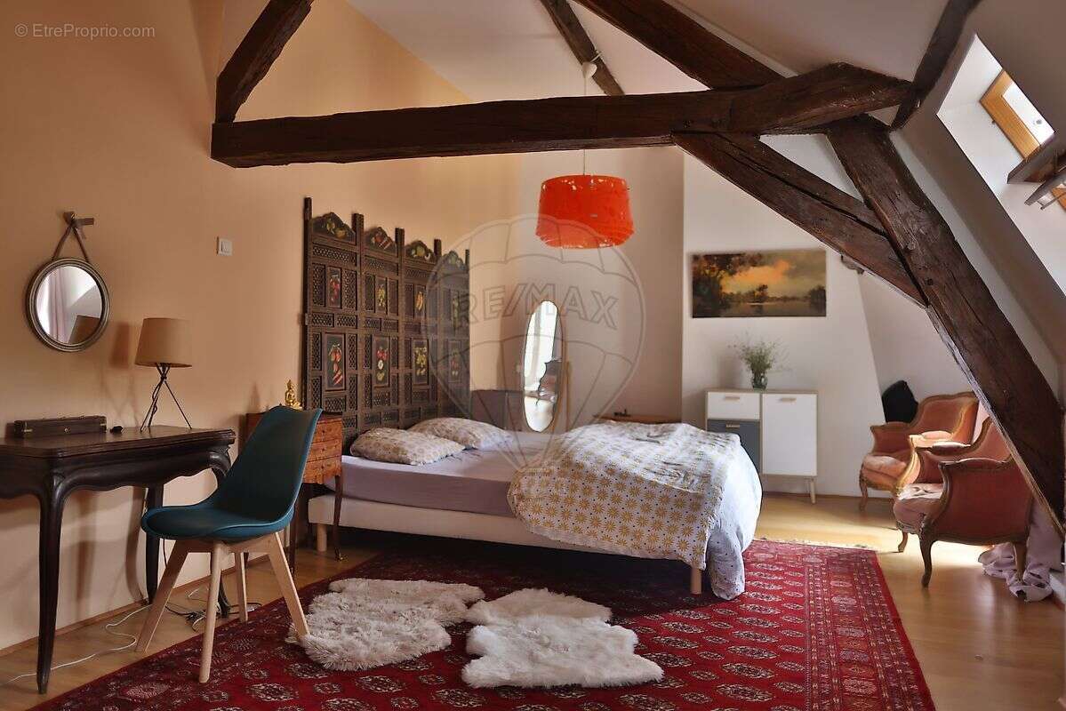 Maison à BEAUMONT-LA-FERRIERE