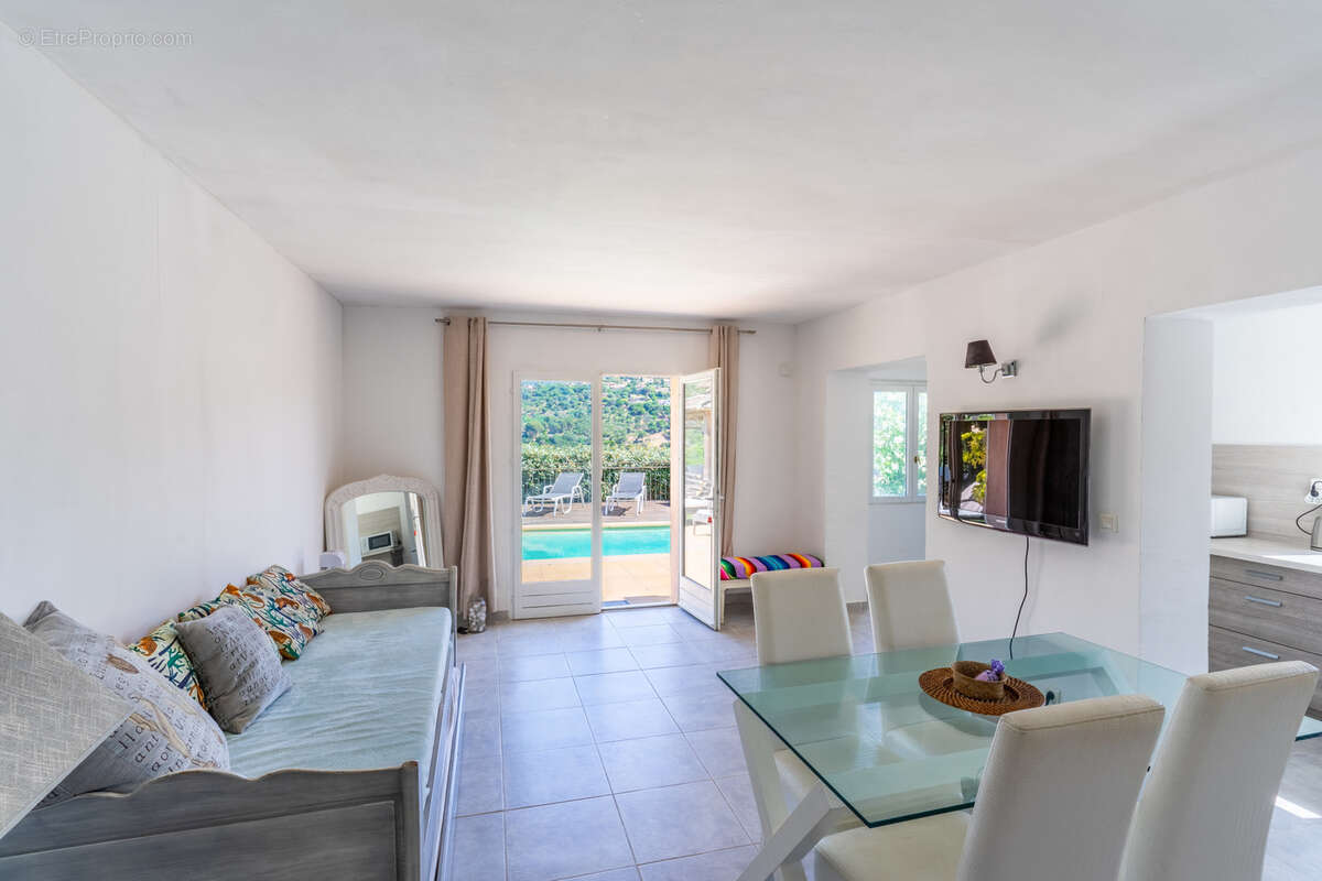 Maison à CAVALAIRE-SUR-MER