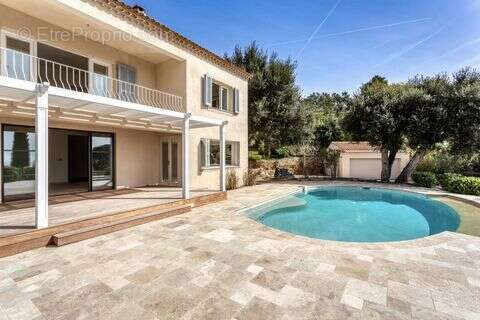 Maison à LA CROIX-VALMER