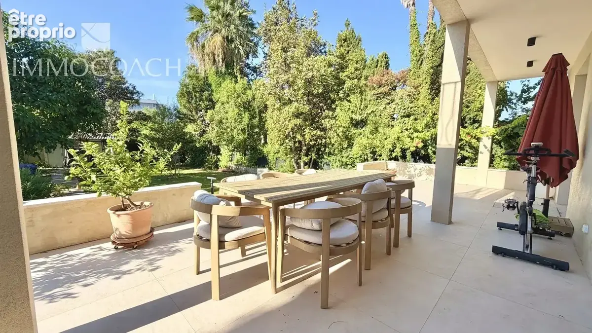 Très belle maison proche des commerces à Hyères - photo 12