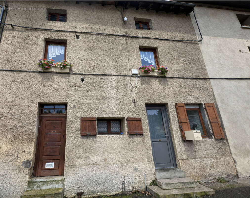 Maison à RIVE-DE-GIER