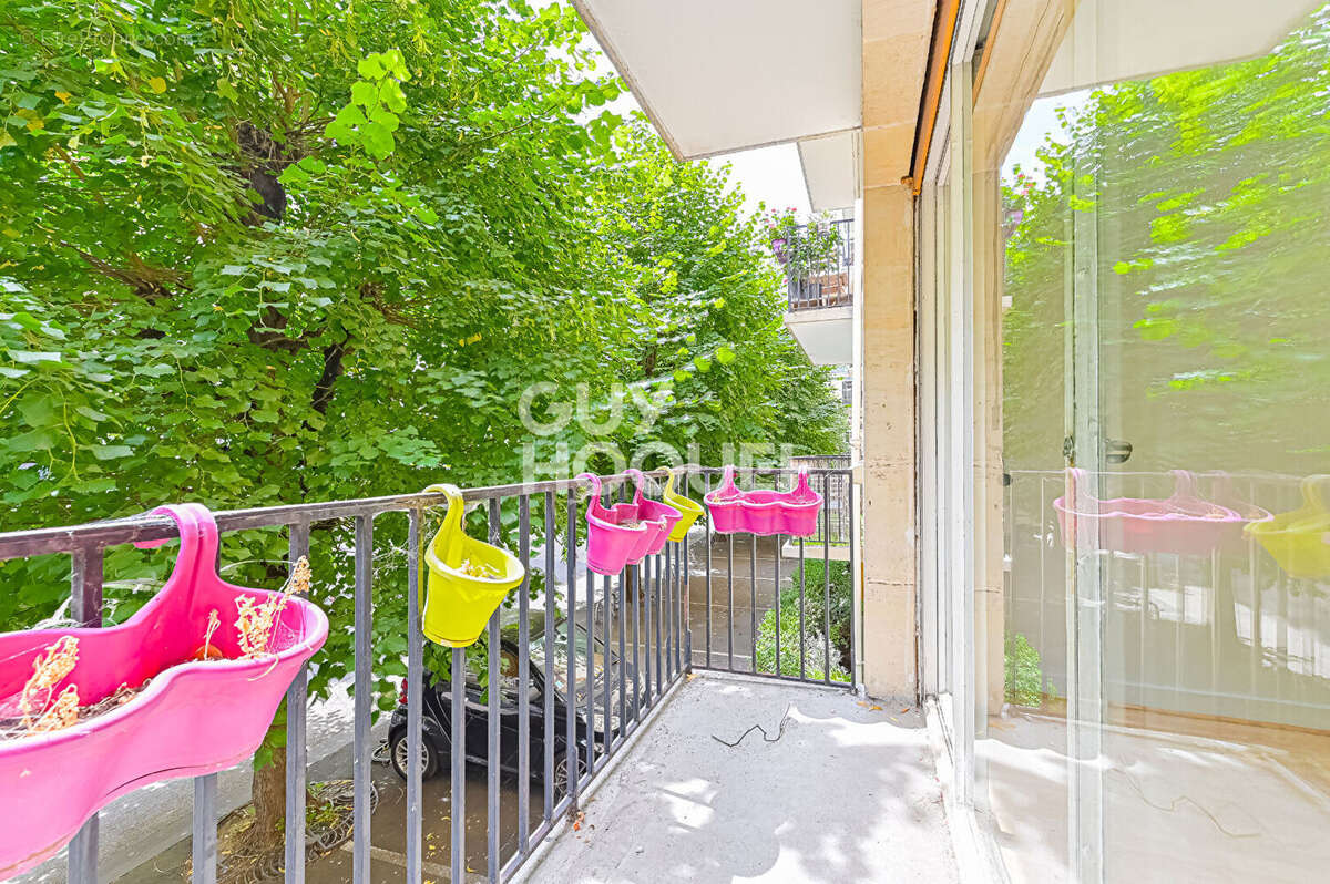 Rue de Picpus - 2 pièces 43m2 avec BALCON - photo 2