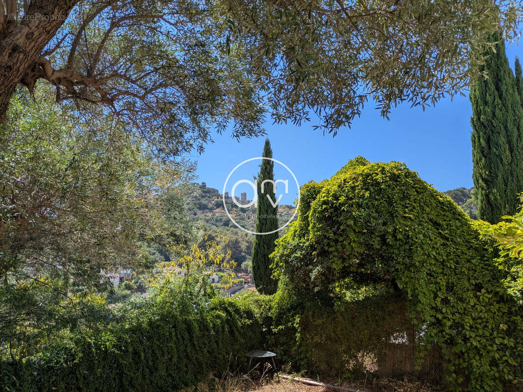Appartement à HYERES