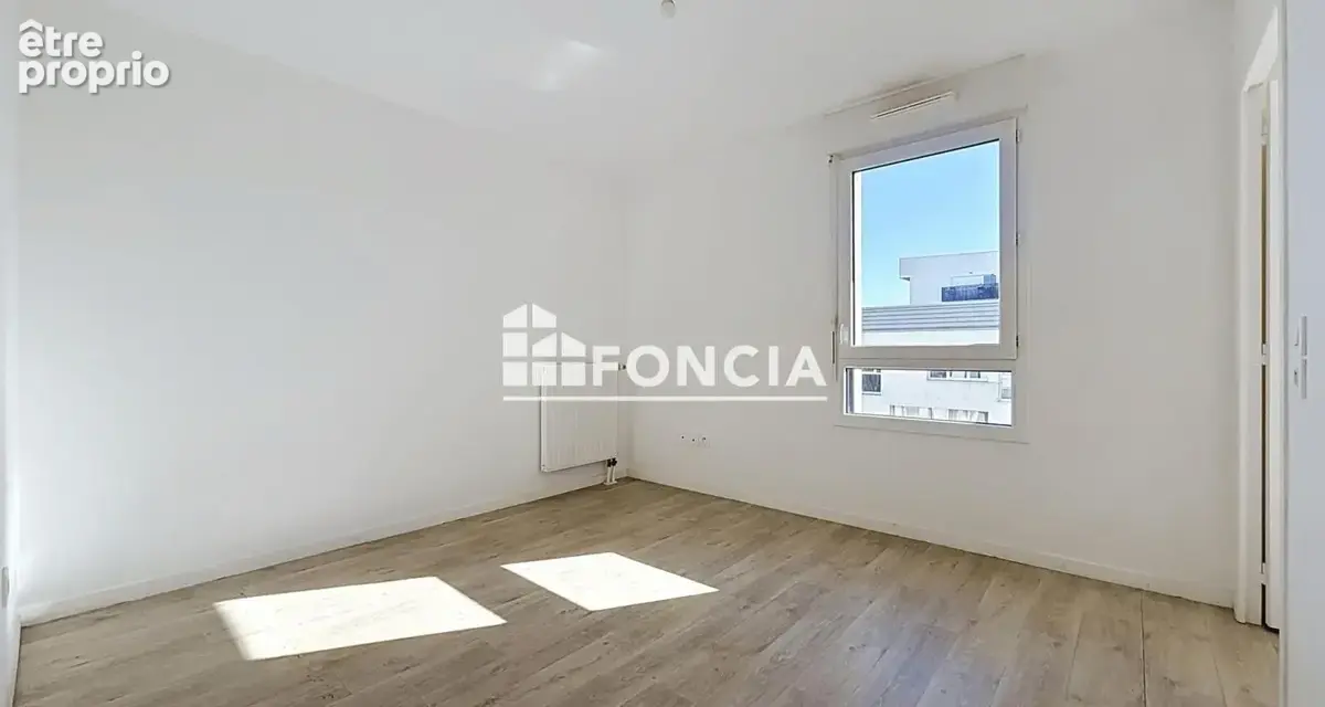 Appartement t2 hsc café des images - libre / balcon / ascenseur - photo 4
