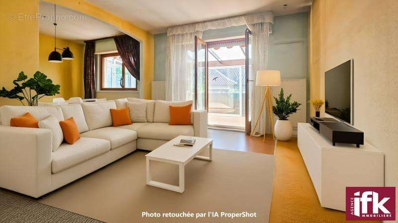 Maison à SAINTE-CROIX-EN-PLAINE