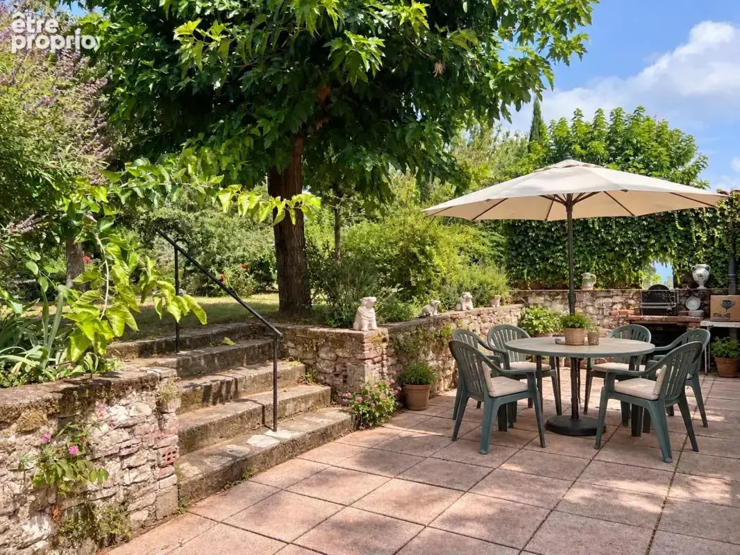 Charmante maison de plain-pied de 187 m² avec jardin arboré – Ladignac, Trentels  (47) - photo 12