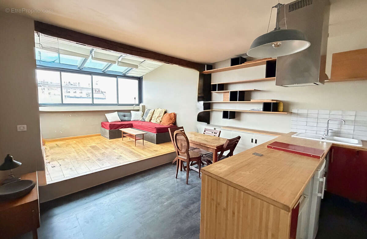 Appartement à PARIS-6E