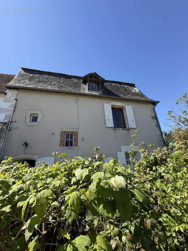 Maison à THAUVENAY