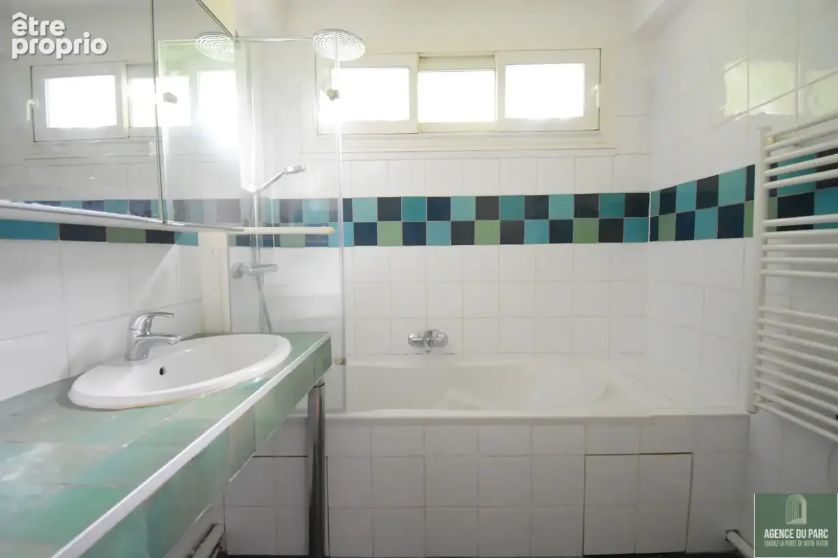 Proche gare, appartemenet de 68.44 m2, 2 chambres, balcon - photo 9