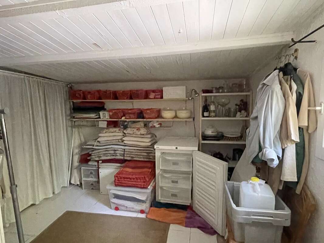 Maison à FIGANIERES