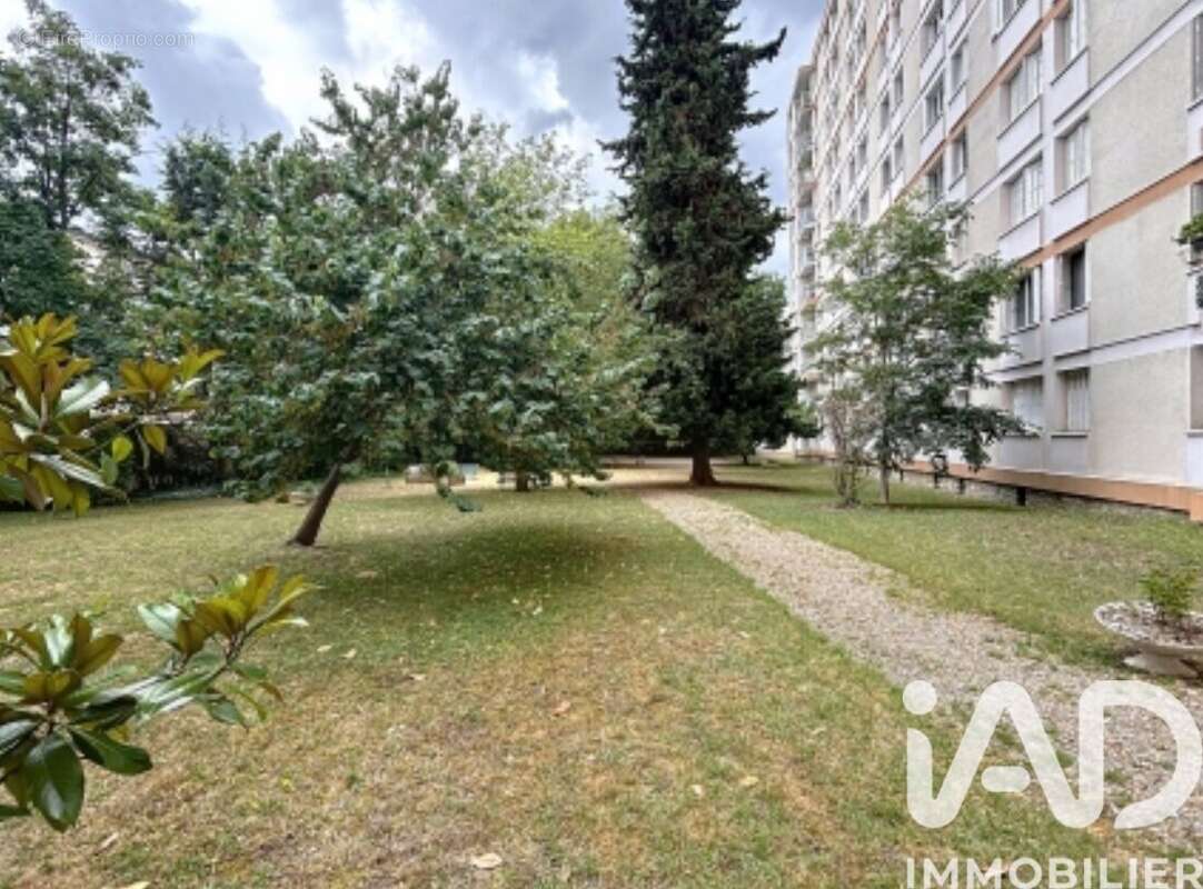 Photo 7 - Appartement à IVRY-SUR-SEINE