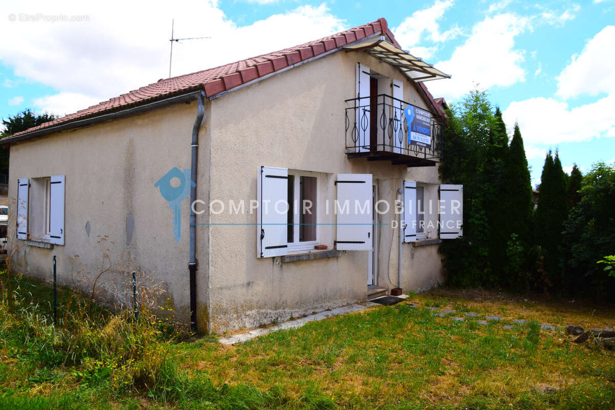 Maison à COUCOURON
