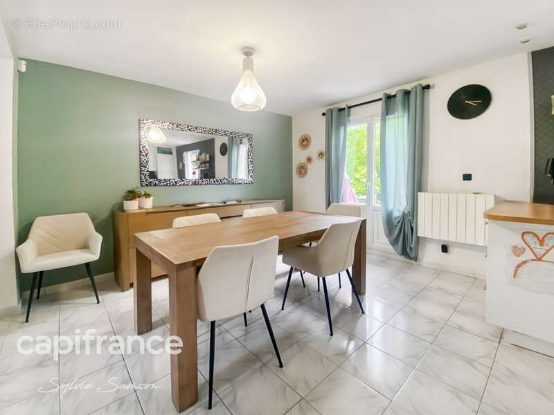 Maison à MOISSON