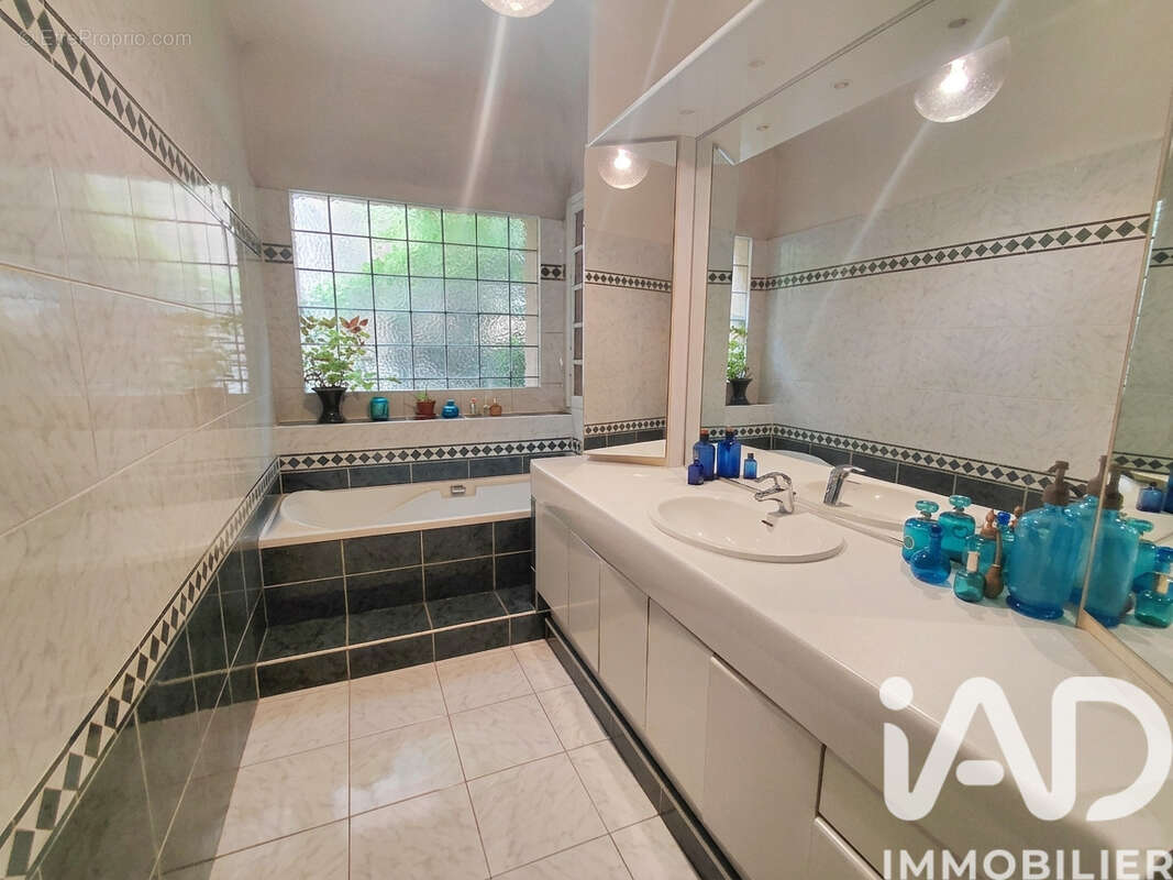 Photo 6 - Maison à ANTONY