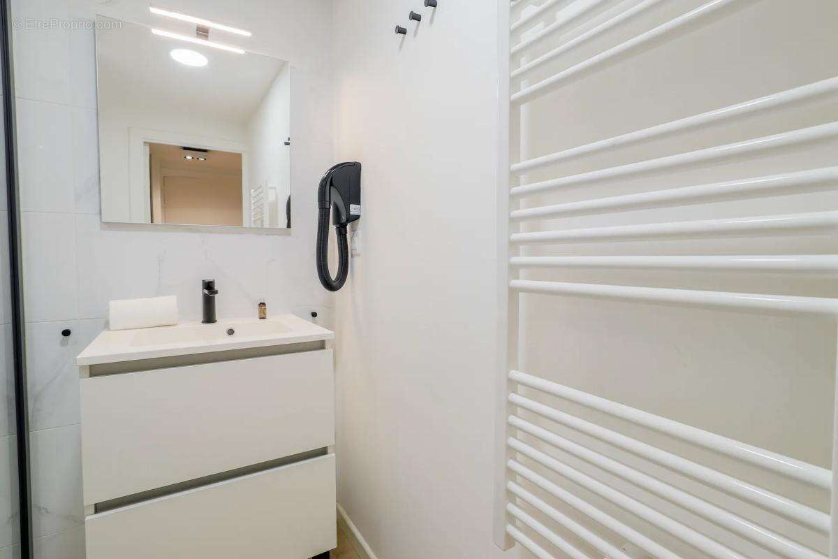 Appartement à CAMIERS