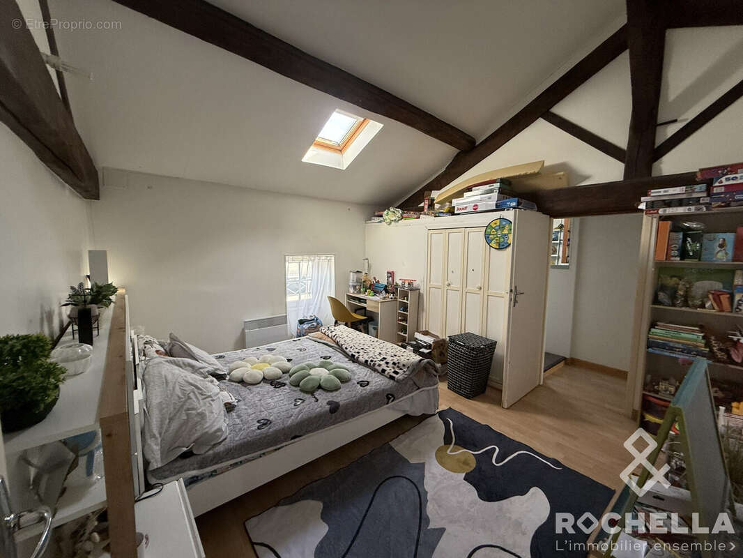 Maison 182 m² à Nere  - photo 8