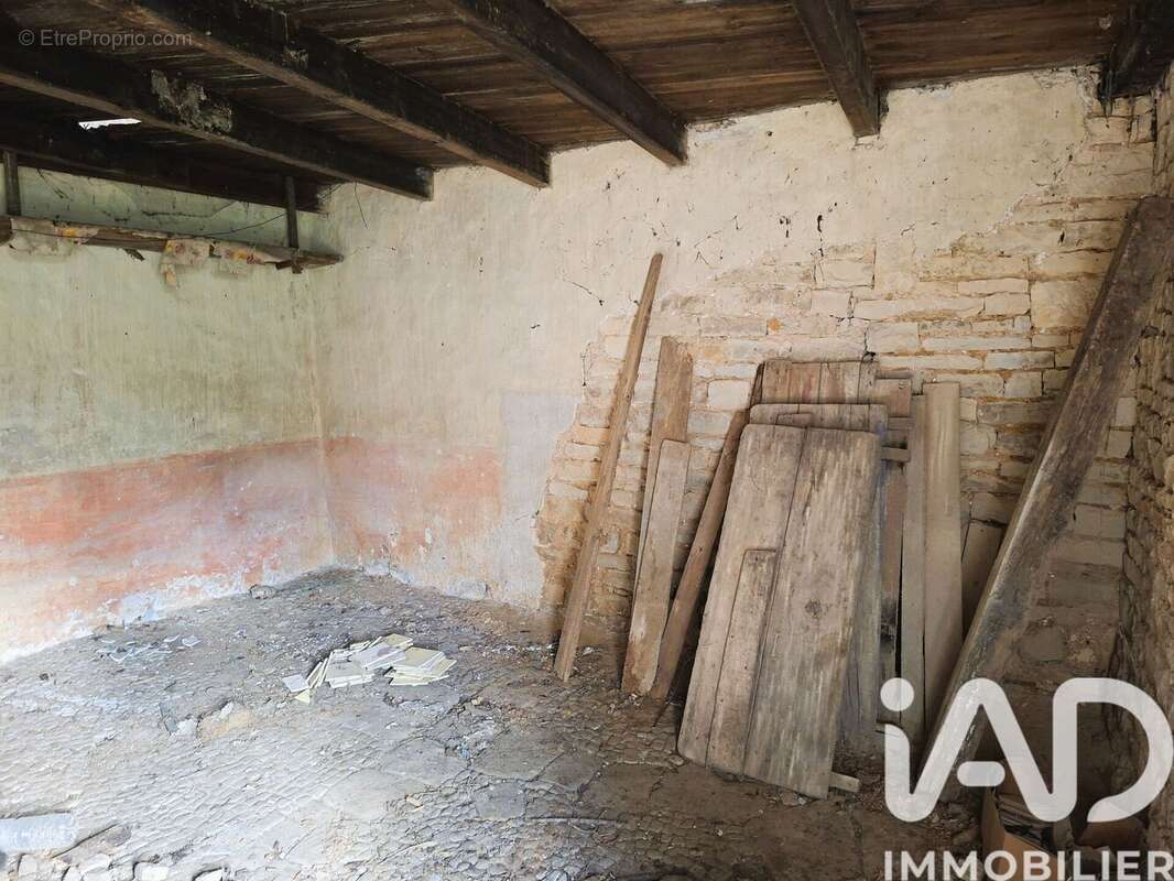 Photo 3 - Maison à CELLETTES