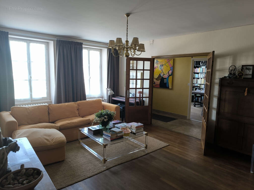 Maison à SAINT-REVERIEN