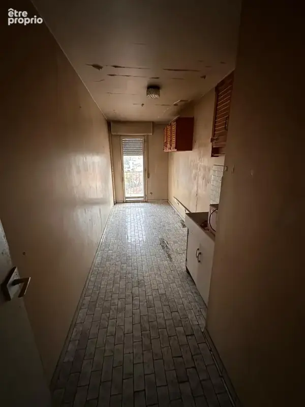 Exclusivité   53,57 m2   étage élevé   vue dégagée   garage   95 000 € - photo 3