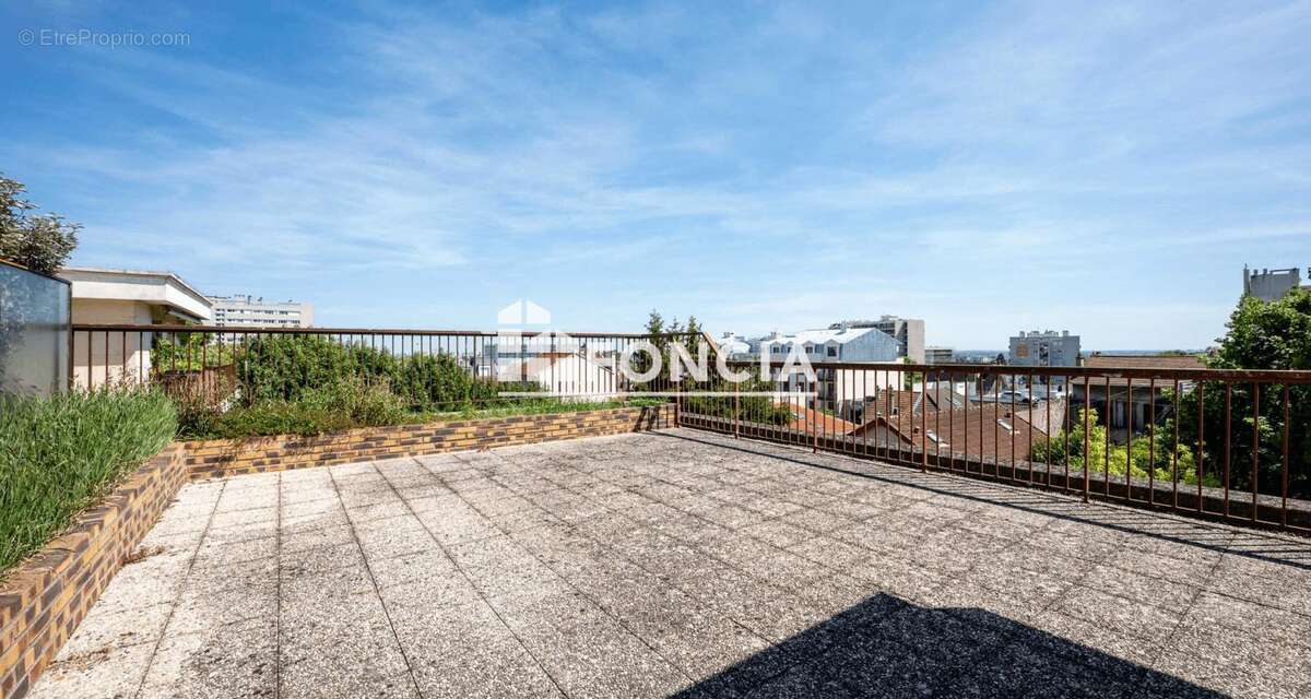 Appartement à FONTENAY-AUX-ROSES
