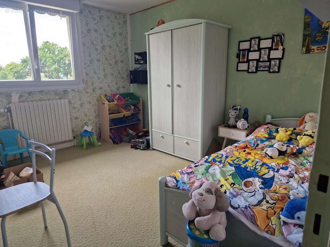 Maison à SAINT-THURIAU