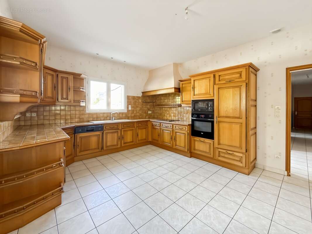 Dept(86) Vienne à Châtellerault Maison Plain Pied à vendre 6 pièces - photo 6
