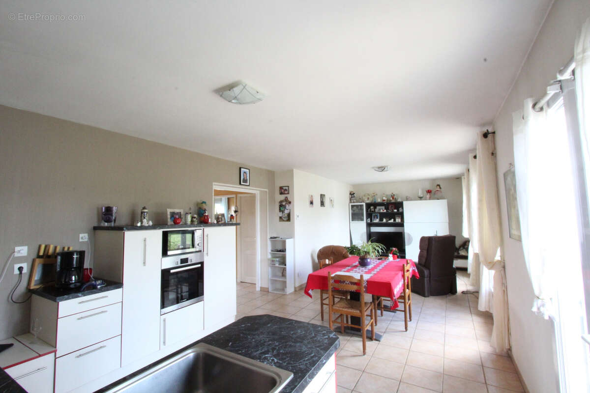 Maison à LA CHARITE-SUR-LOIRE