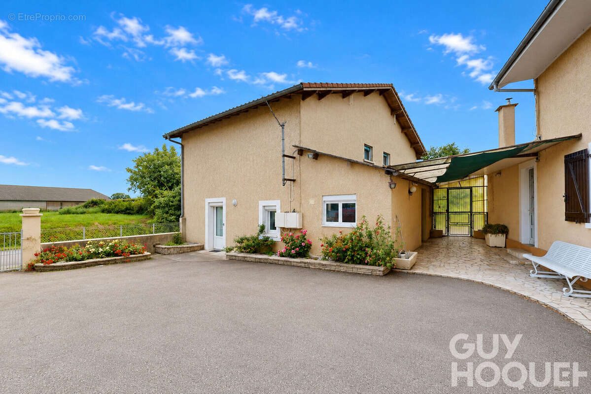 Maison à HAGETMAU