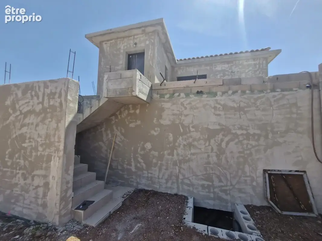 Appartement à CUERS