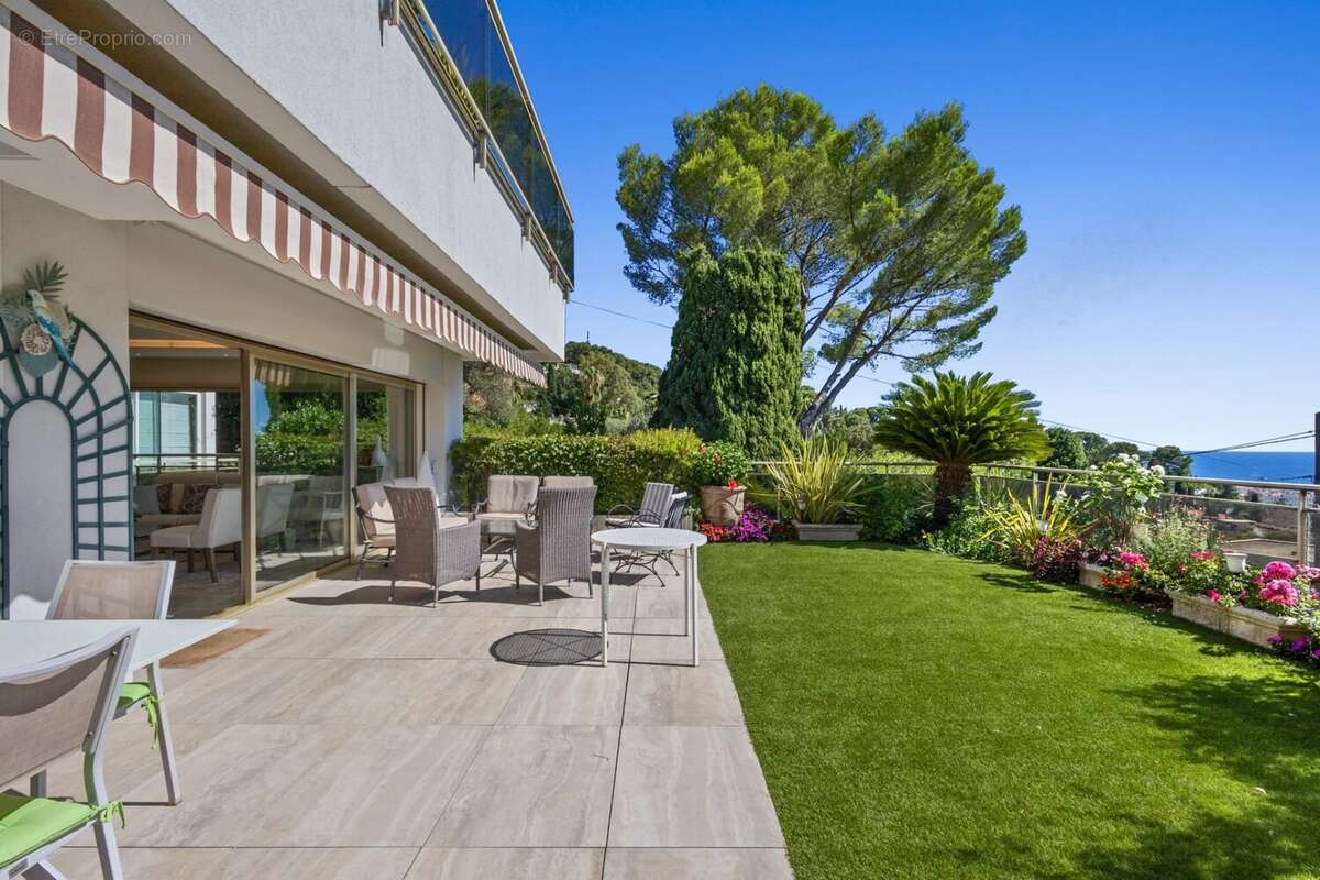 Appartement à LE CANNET