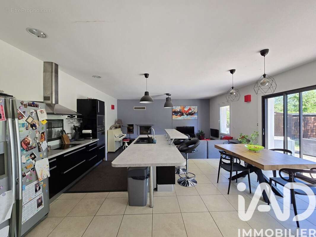 Photo 8 - Maison à BEGLES