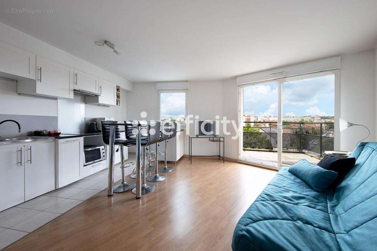 Appartement à VITRY-SUR-SEINE