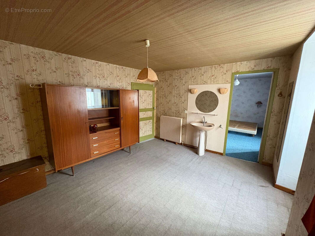 Maison à SAINT-AMANS-SOULT