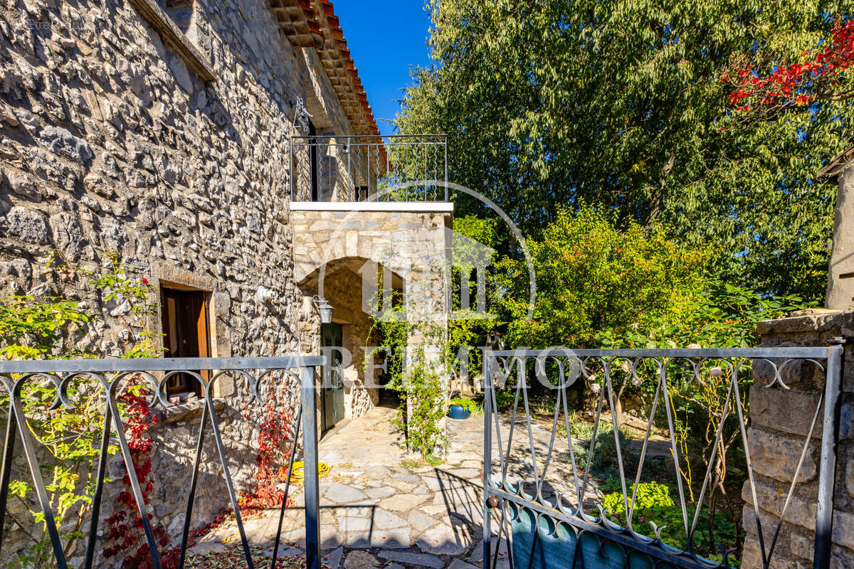 Maison à SAINT-MARTIN-DE-LONDRES