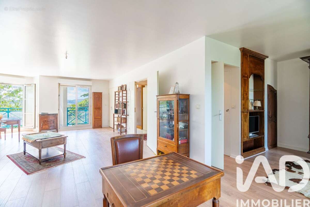 Photo 4 - Appartement à POISSY