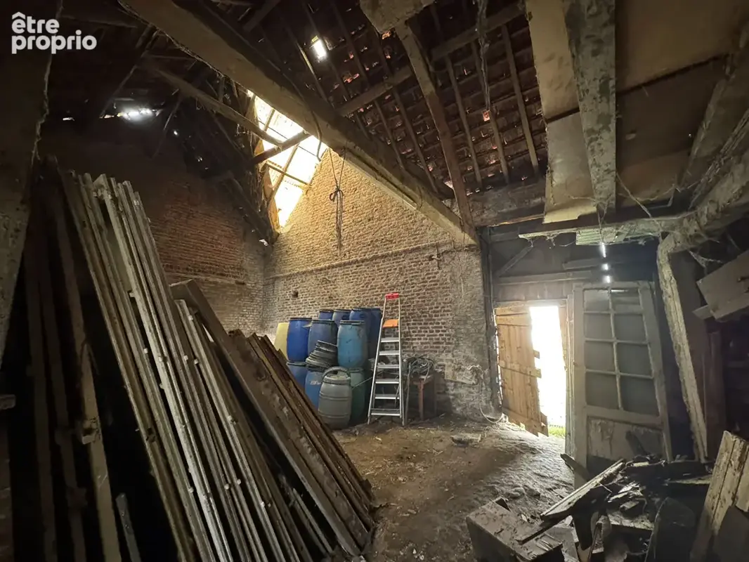 Longère individuelle à rénover avec sa grange sur 1042 m² à SAULTAIN - photo 11