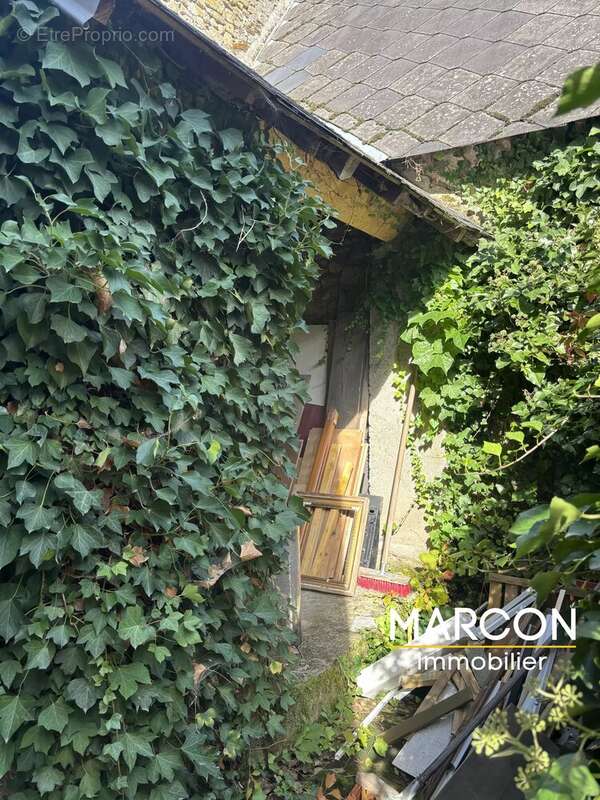 Maison à BENEVENT-L'ABBAYE