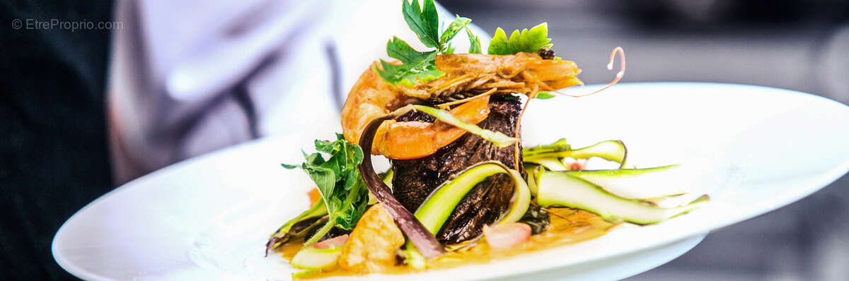 Commerce à SISTERON