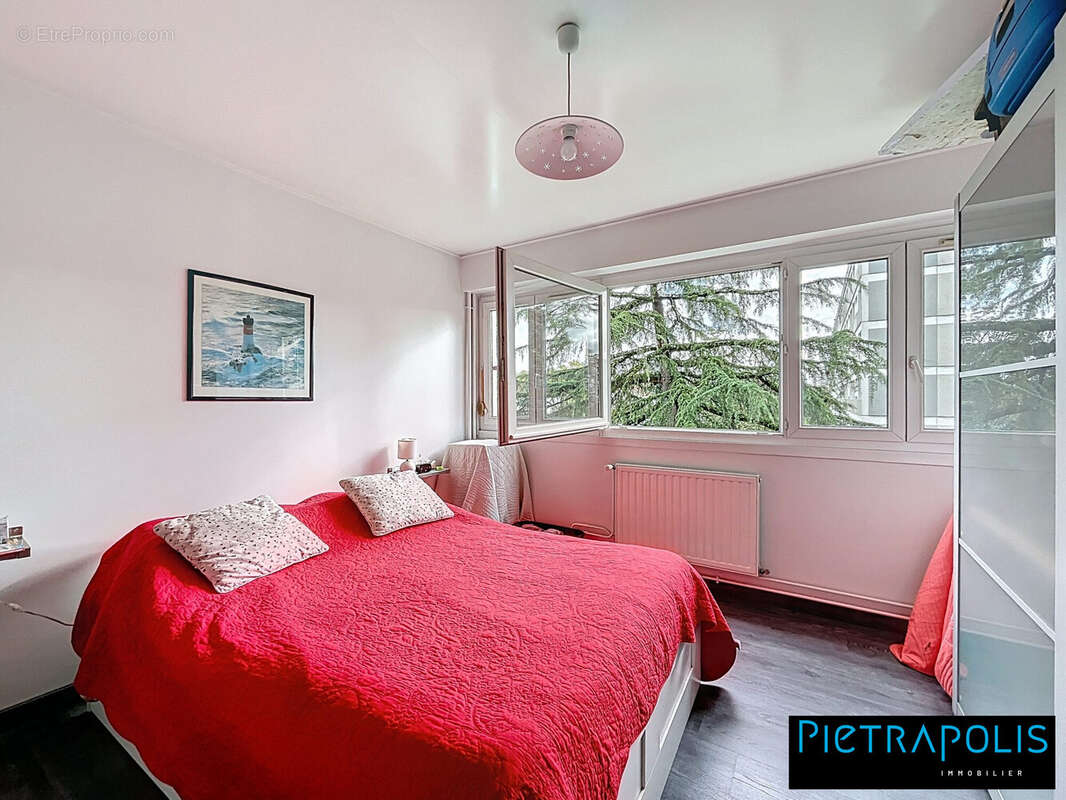 Appartement à DECINES-CHARPIEU