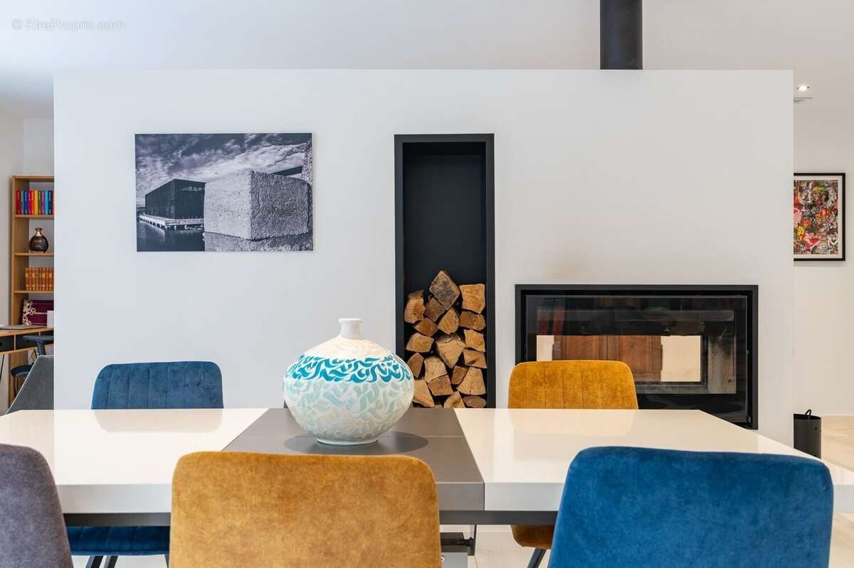 Maison à BOUC-BEL-AIR