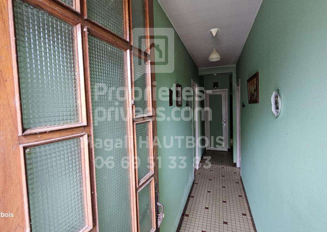 Maison à SAINT-HILAIRE-DU-HARCOUET