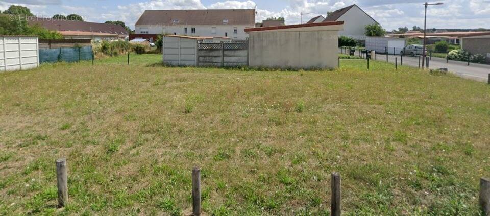 Terrain à PECQUENCOURT