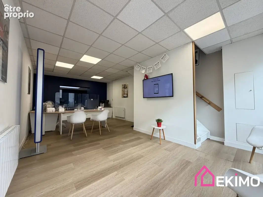 Commerce 96 m² à vendre à Lys-Lez-Lannoy (59390) - photo 2