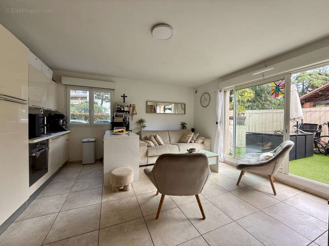 Appartement à ROQUEBRUNE-CAP-MARTIN