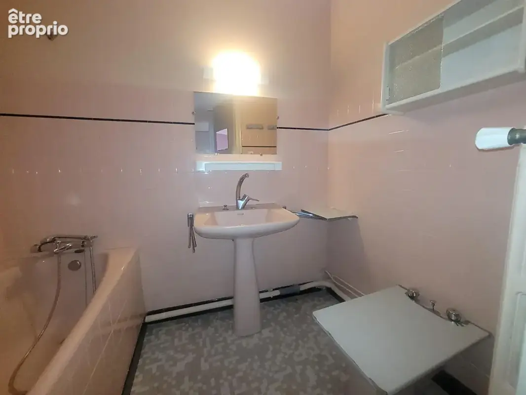 Montauban centre appartement atypique en dernier étage - photo 8